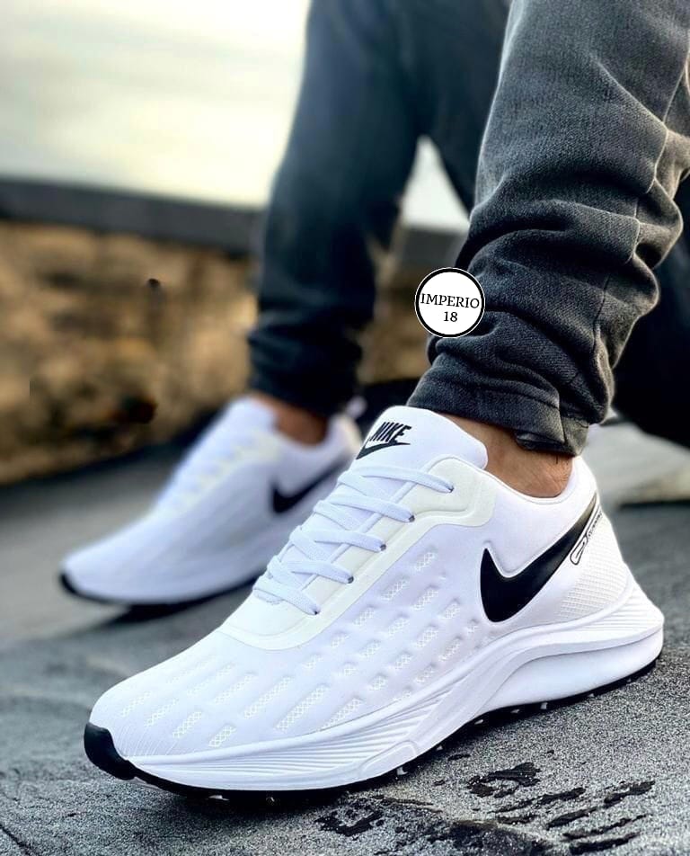 Nike Caballero.