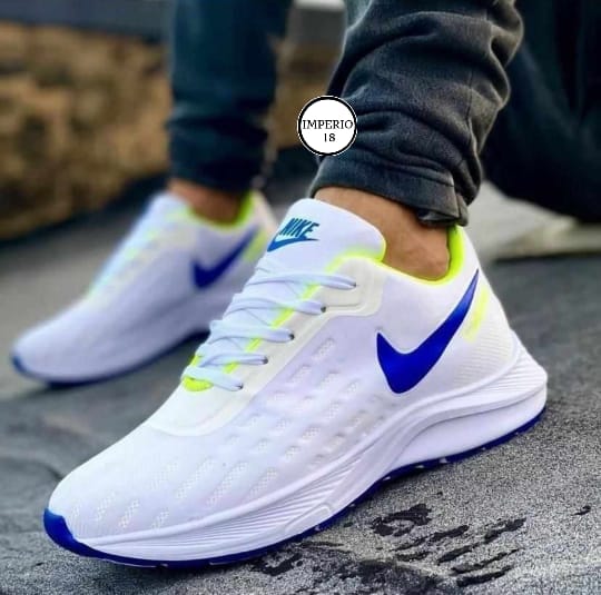 Nike Caballero.